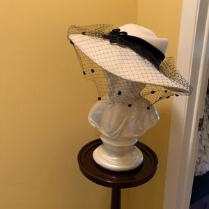 Madame Angelo wool hat custom detailed